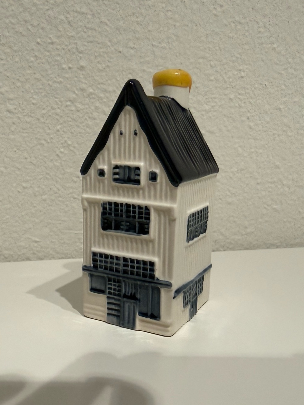 KLM Bols #6 Ceramic Dutch House